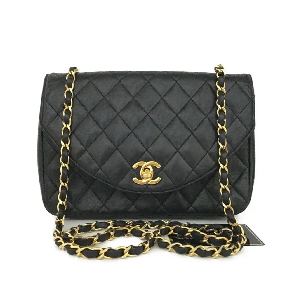 SOLD SOLD SOLD CHANEL Quilted Matelasse CC Logo Lambskin Chain Shoulder Bag - Picture 3 of 16